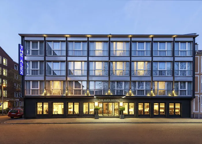 Отель The Alex