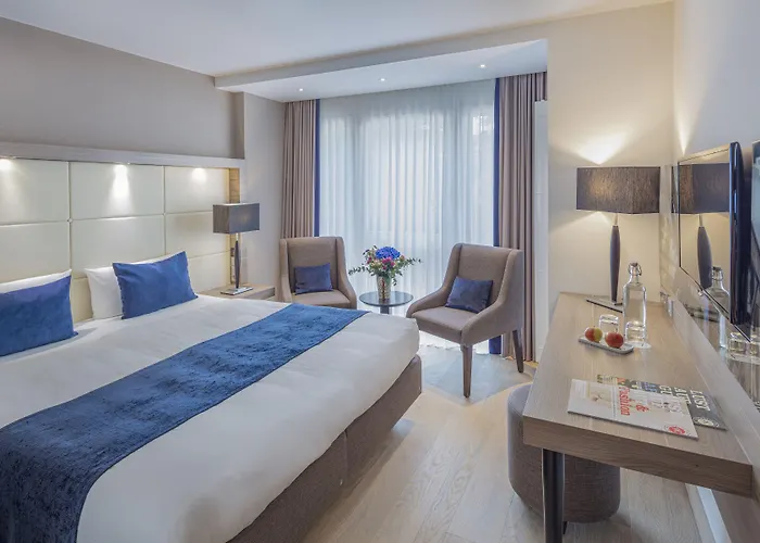 The Alex Szálloda 3*