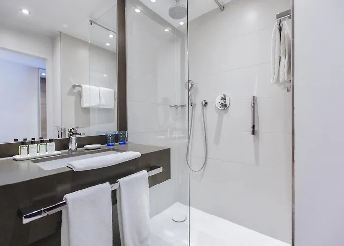 The Alex Отель 3*